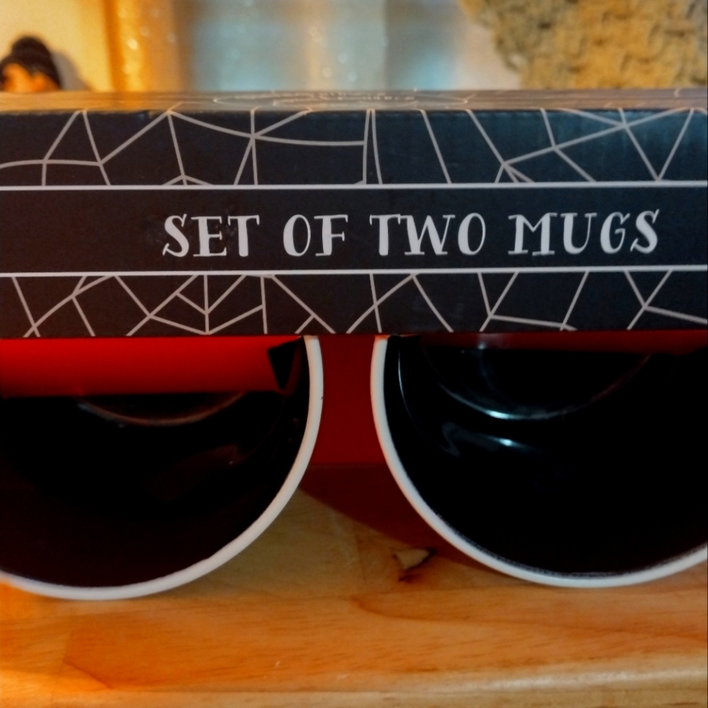 New Halloween Mug set of 2